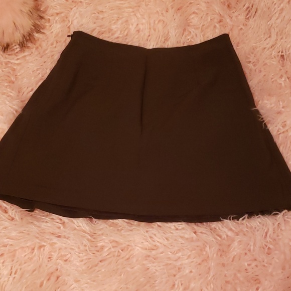 Mini skirt - Picture 3 of 4